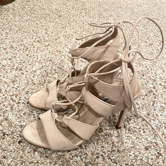 Steve Madden Nude Suede Stilletos - Picture 1 of 4